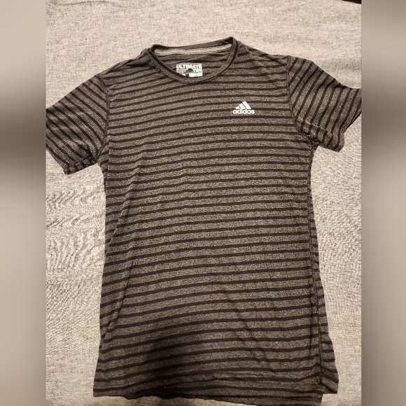 Adidas ultimate tee - Picture 2 of 4